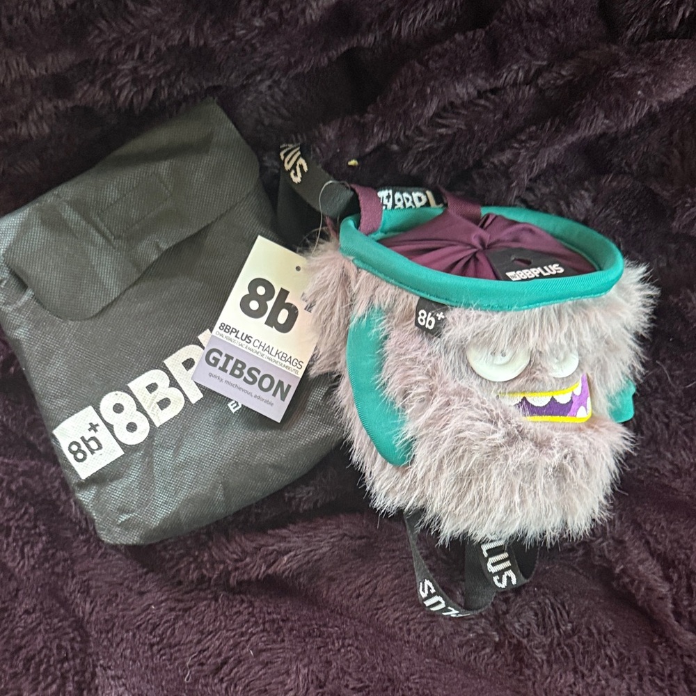 8bplus Chalk Bag NWT